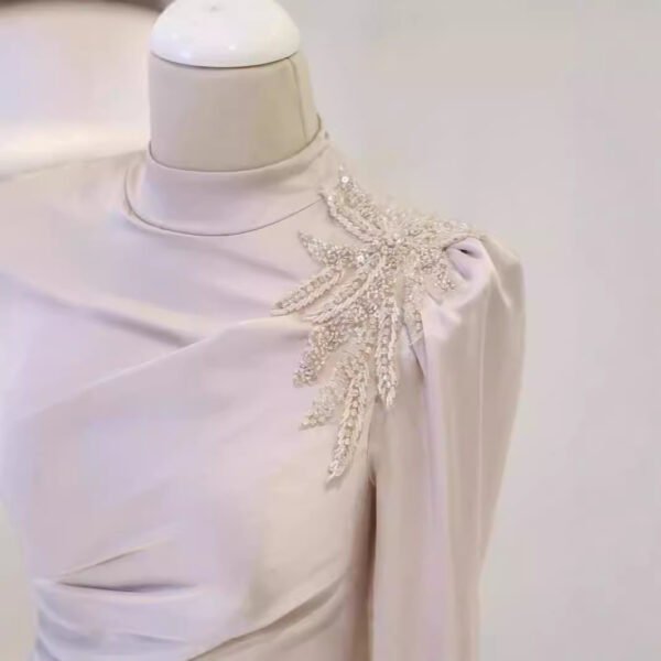 High-grade Pleated Formal Dress - Image 4